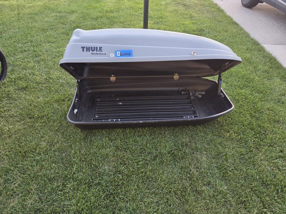 Thule Sidekick Rooftop Cargo Box W/Locks