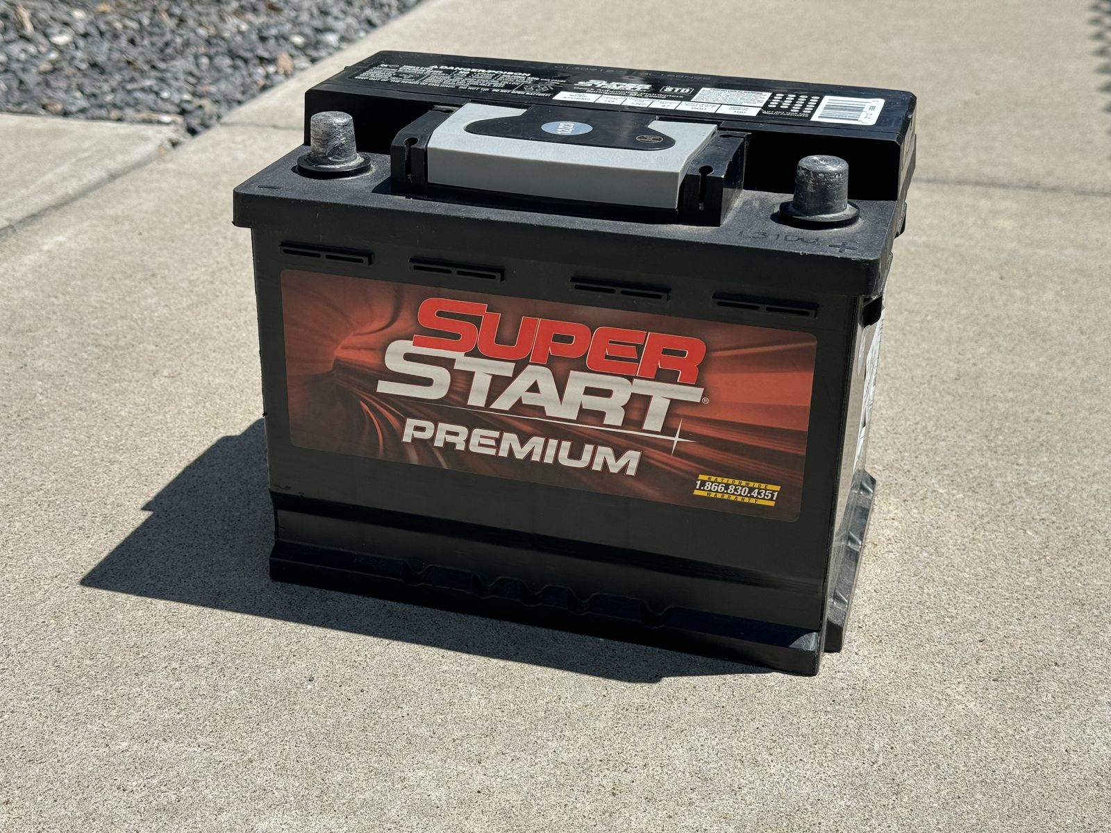 Super Start Premium 12-Volt Standard Lead Flooded Top Post Battery 600 CCA