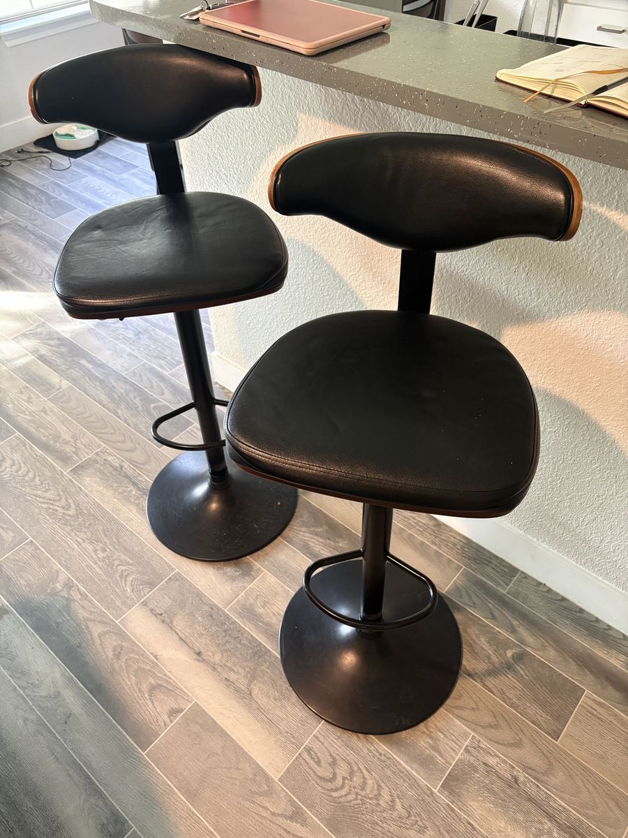 Metal/Leather Barstool (Pair)