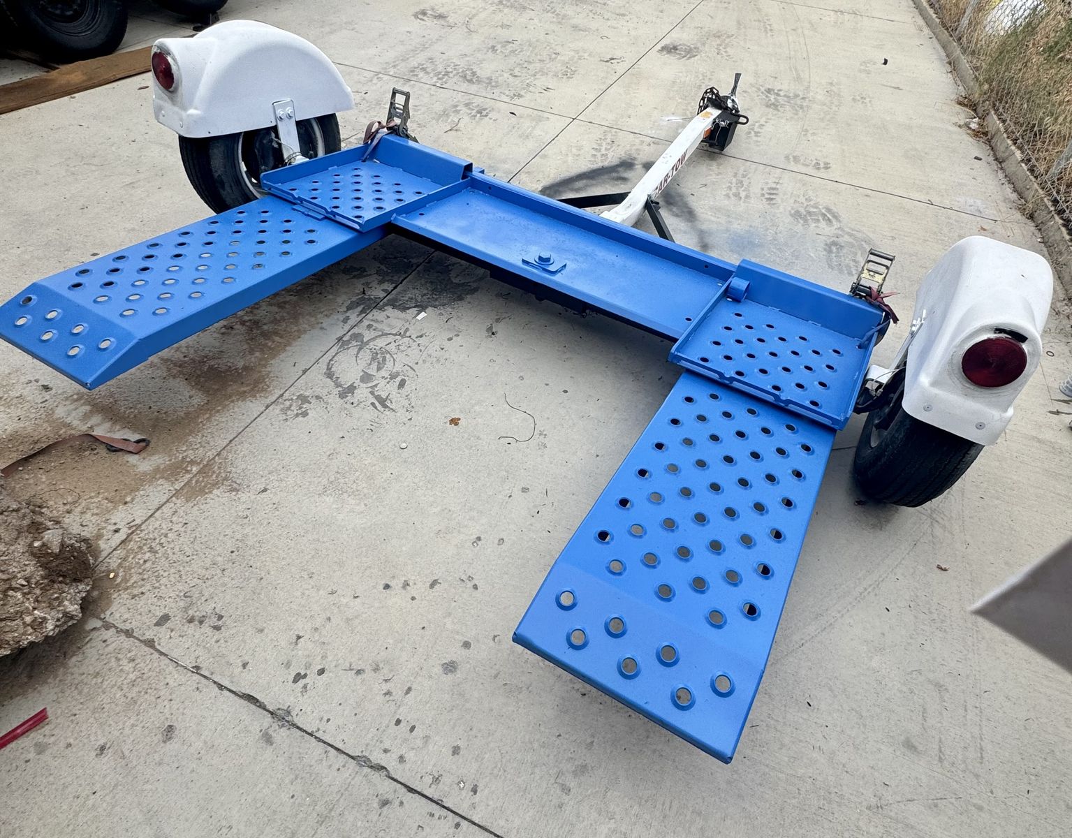 Tow dolly for rent