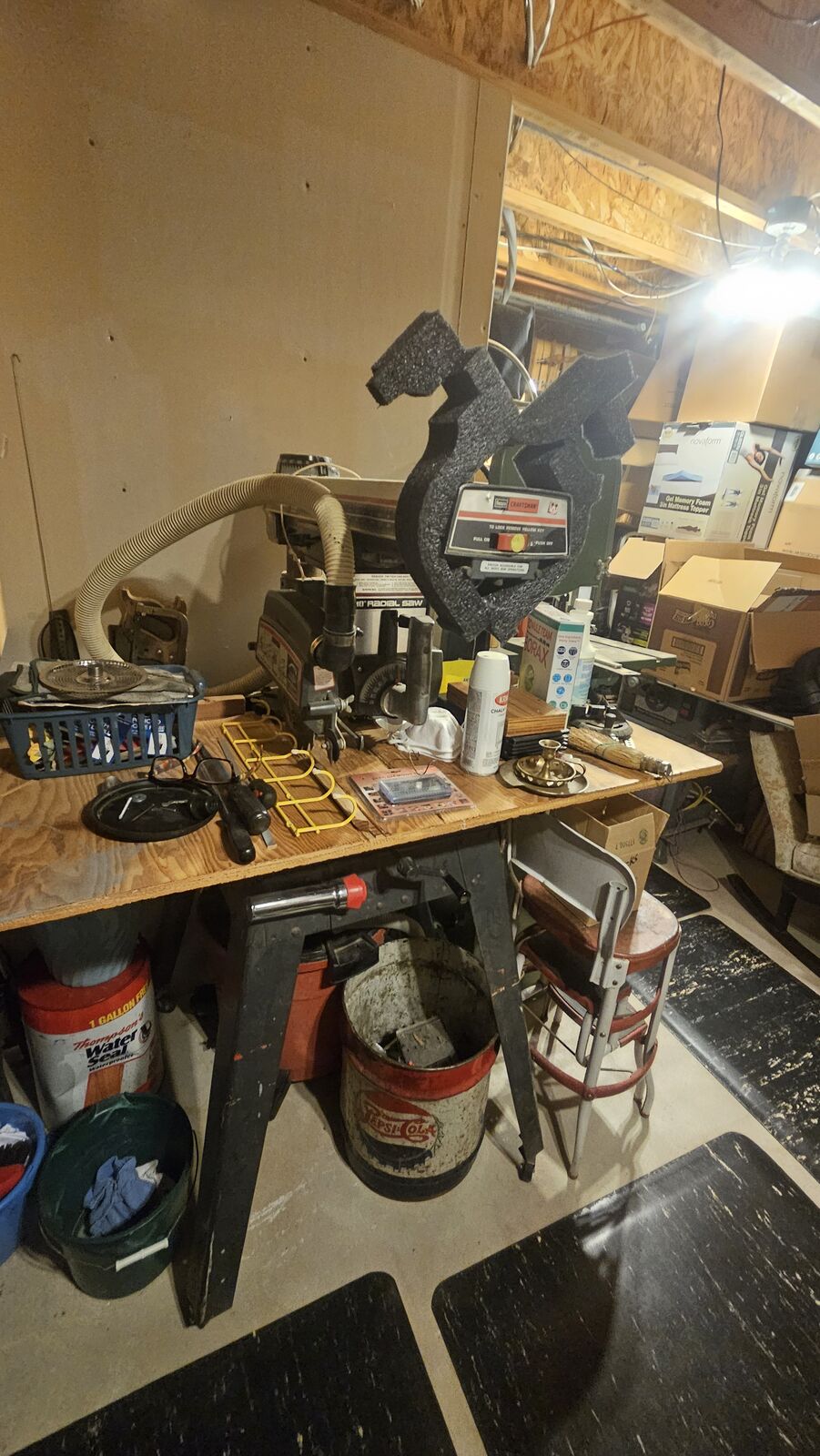 Radial arm saw