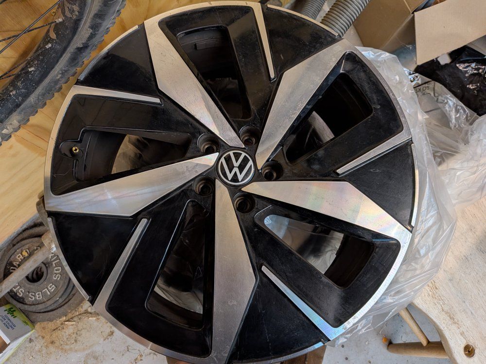 Take Off Factory Wheels for 2023 VW Id.4 20"