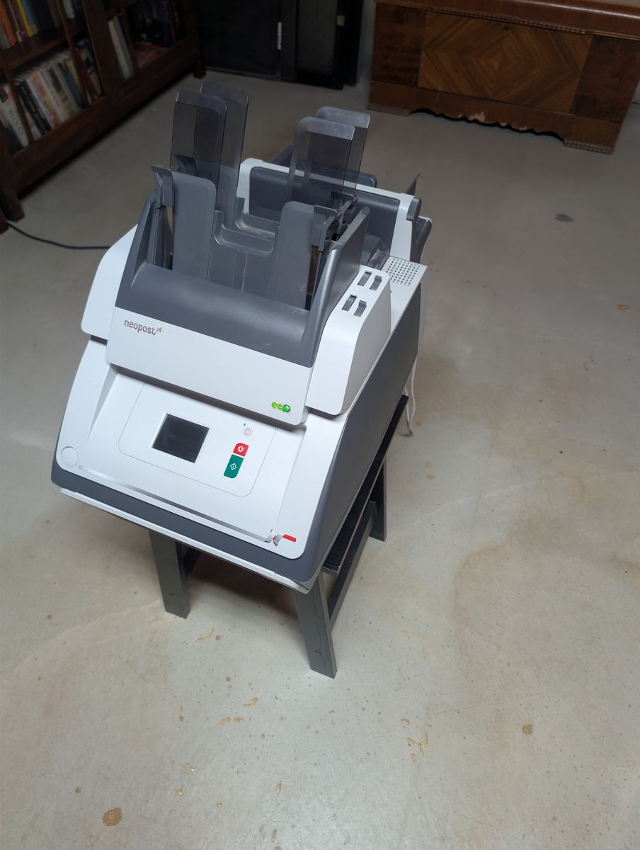 Neopost DS-35 folder & envelope inserter