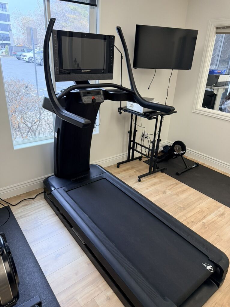 NordicTrack XI 2200 – 1 Year Old