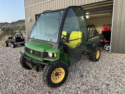 John Deere Gator