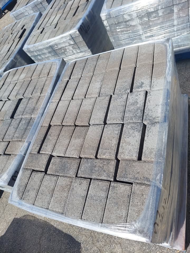 DURANGO HOLLAND PAVERS (4x8)