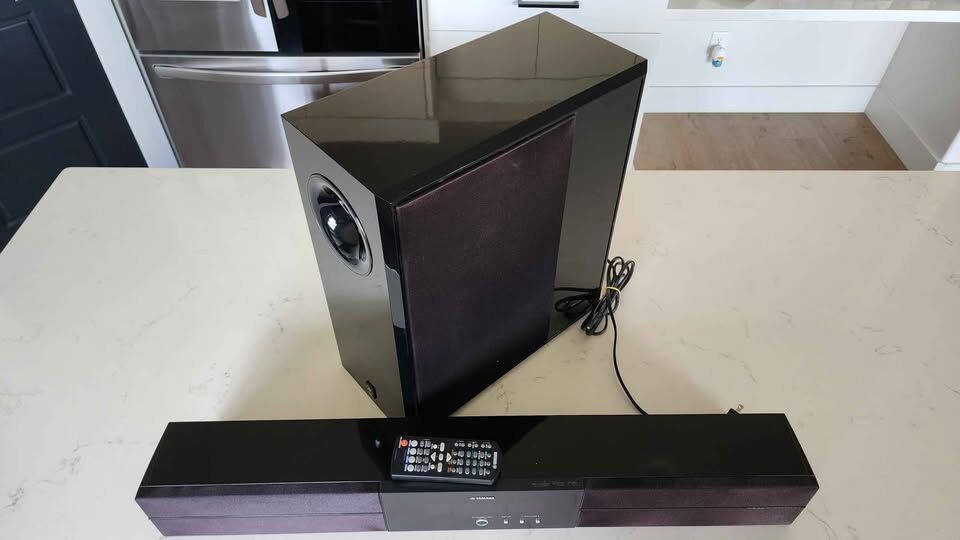 Yamaha YAS-71 Sound Bar $125
