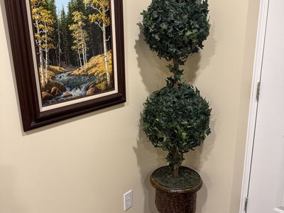 Decorative two tier topiary 5'.25"