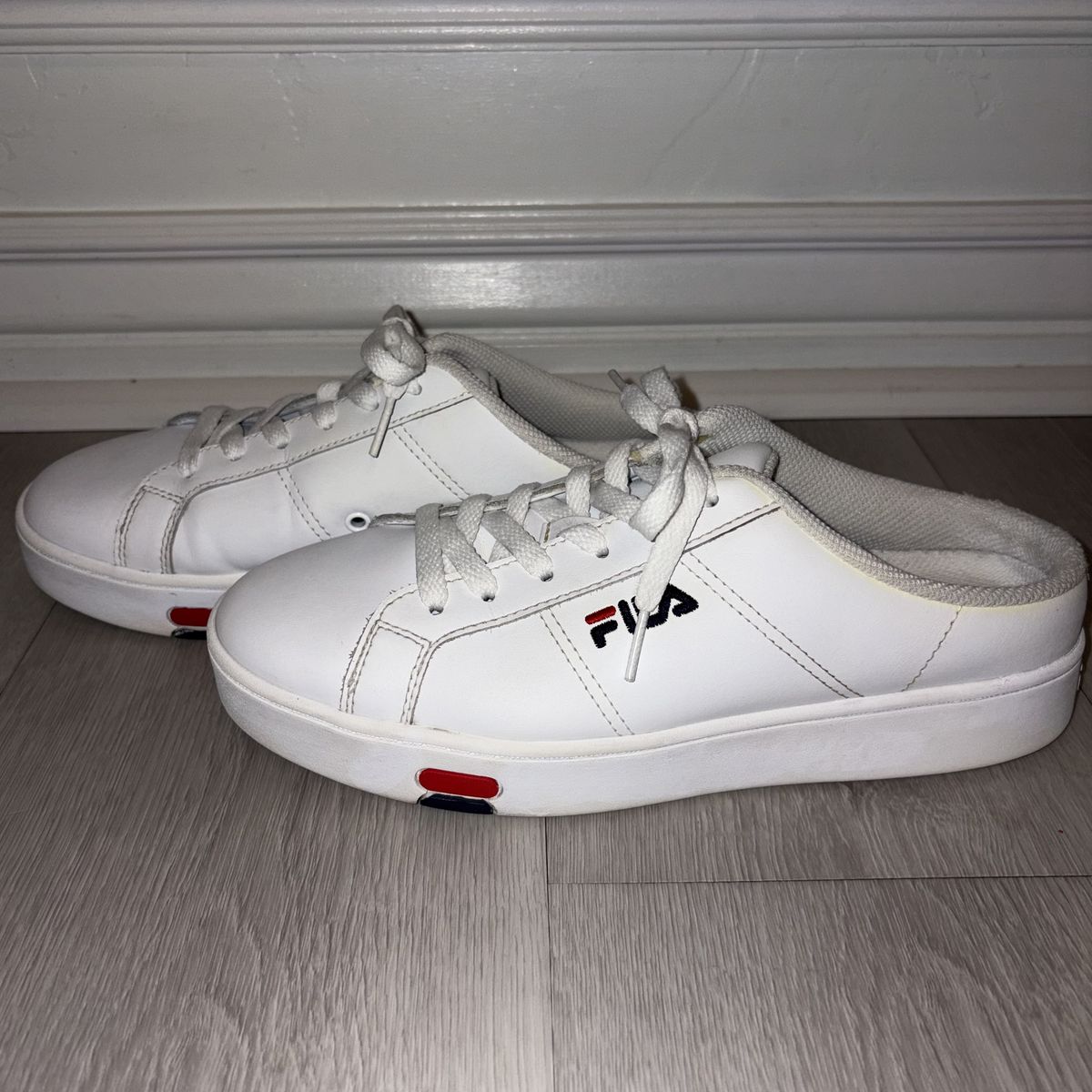 FILA Redmond Mule Women's 9 White Leather Slip On Backless Sneakers