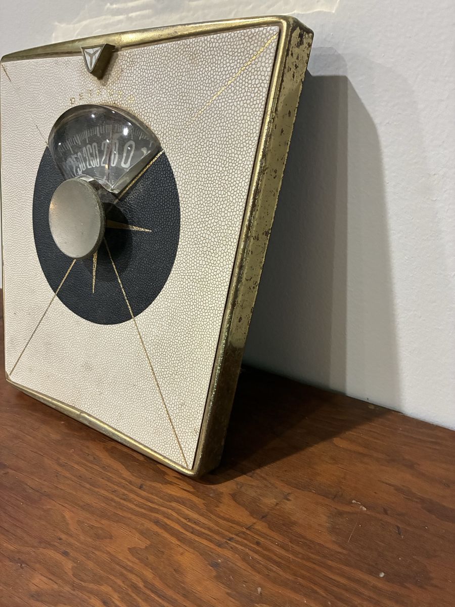 Main image 4