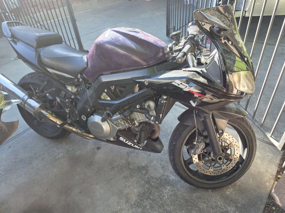 2006 Suzuki SV1000 Sports Bike