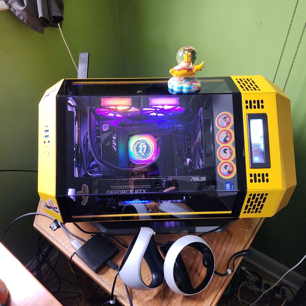 Custom made 14 core intel core 2 Ultra 5