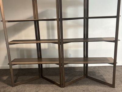 Bookshelf-folding