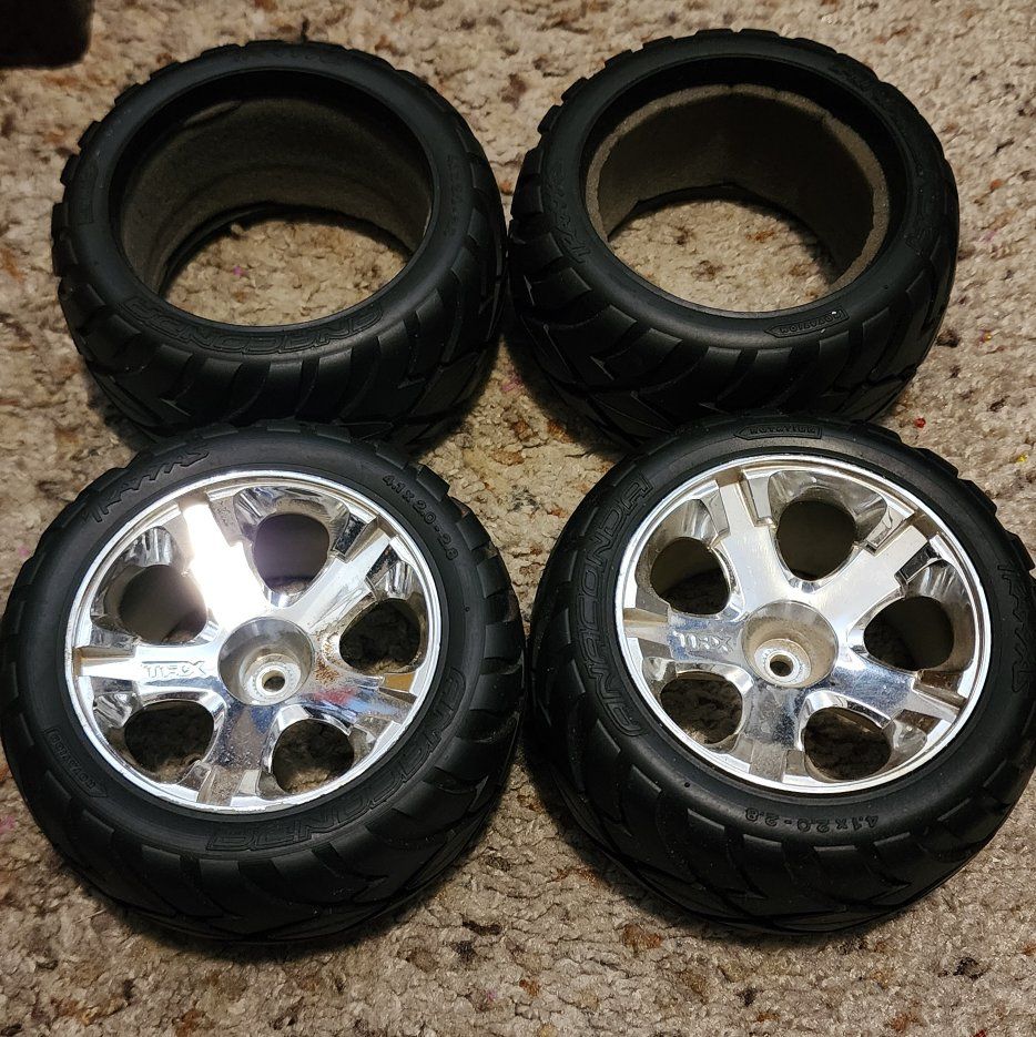 traxxas anaconda tires