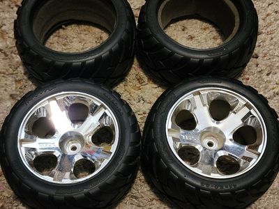 traxxas anaconda tires