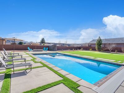 LaVerkin 112~Poolside Paradise