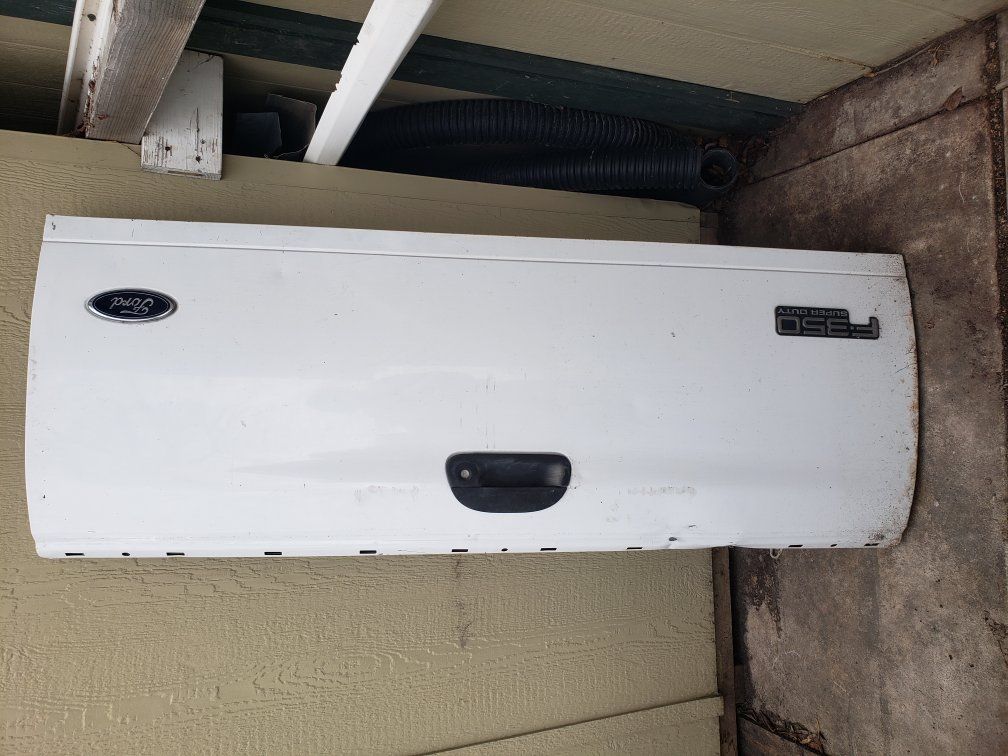 F-350 tail gate