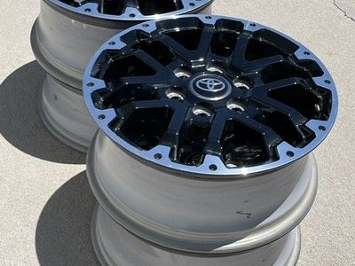 Toyota Tundra 18" Gloss Black & Machined Alloy Wheels (Set of 4) Rims