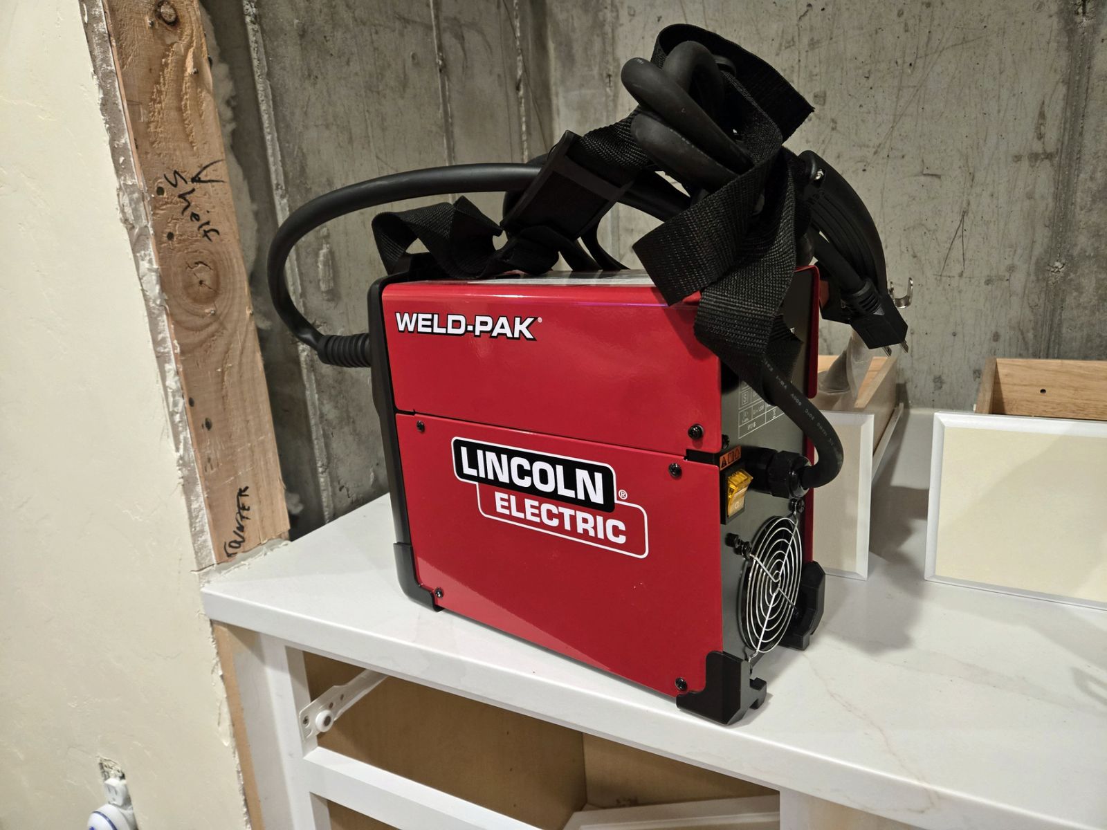 Lincoln Portable Welder.  NEW, still in the original box