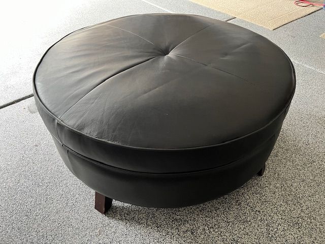 Round Ottoman