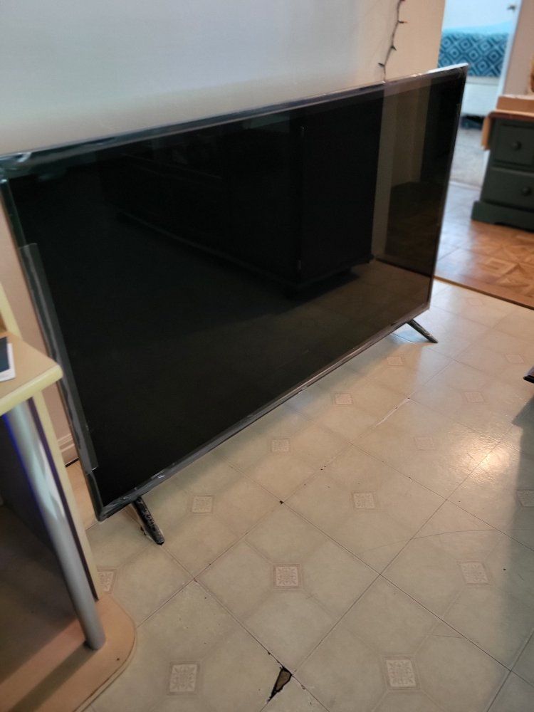 Main image 7