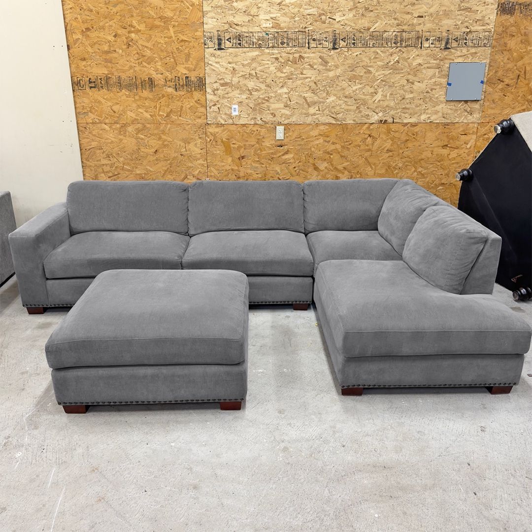 FREE DELIVERY - Costco Gray Sectional Couch w/ Ottoman