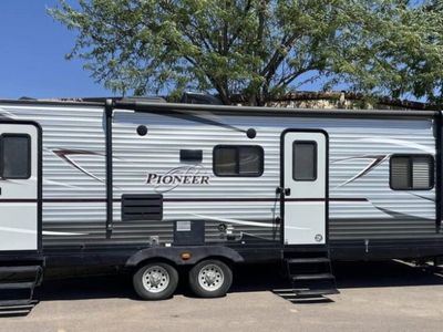 2020 Heartland Pioneer bunkhouse 27ft