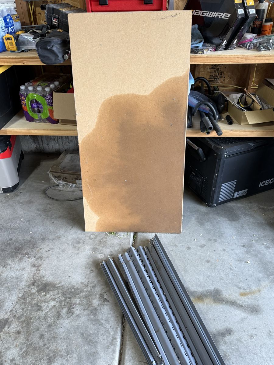 Garage shelving