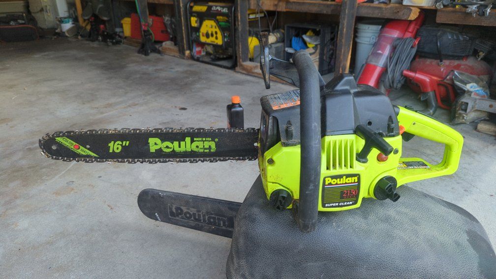 Poulan 2150 Super Clean 16" Gas Chainsaw - Used