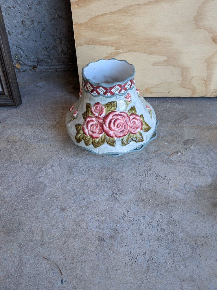 Hand-Painted Rose Motif Ceramic Lamp Shade - Scalloped Edge
