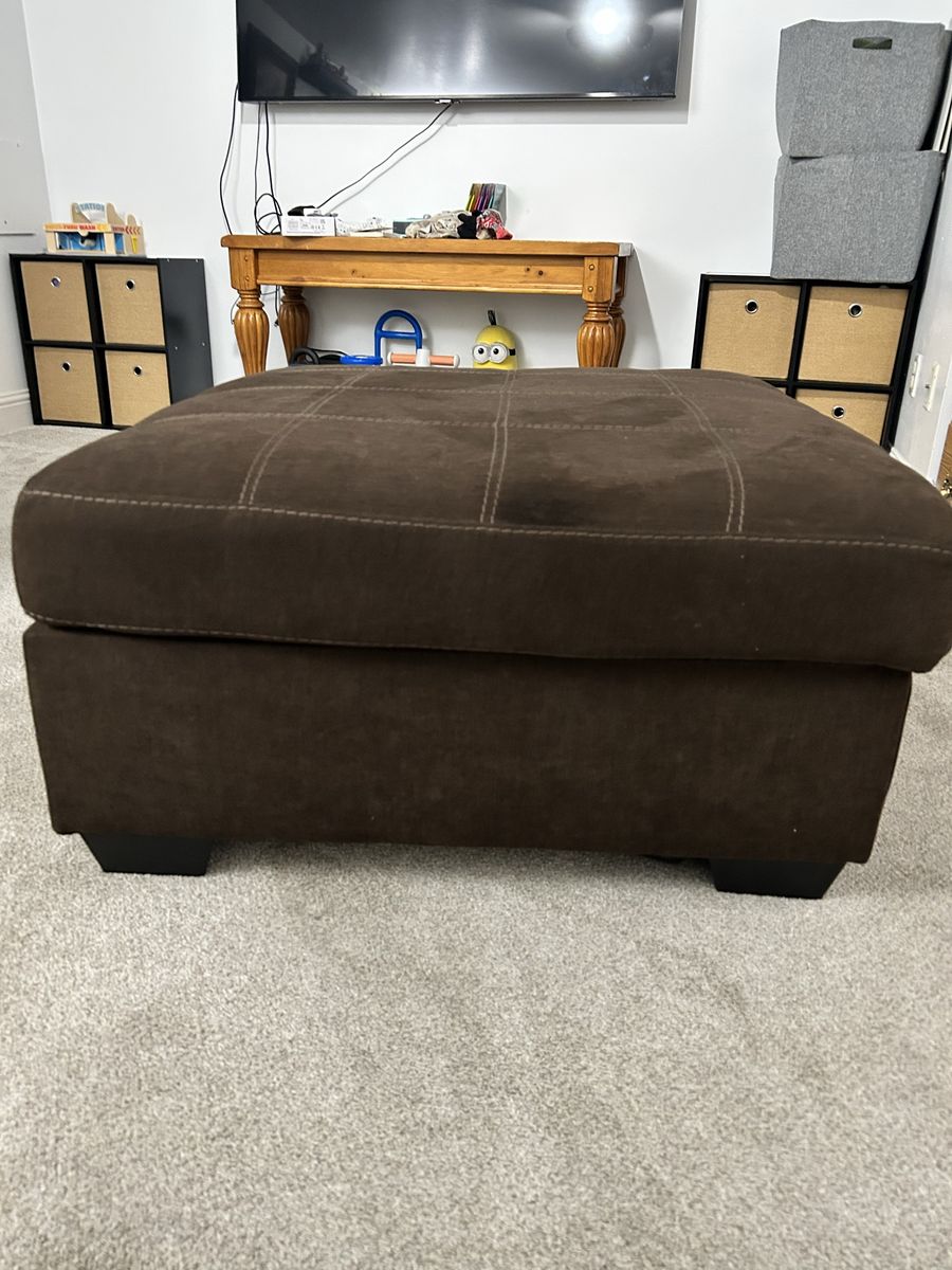 Main image 3