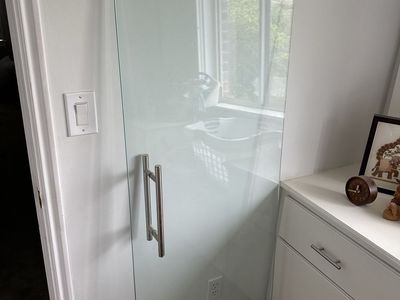 Glass Shower Door (FREE)