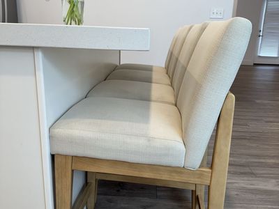 Set of 4 Upholstered Cream Counter Height Bar Stools with Wooden Legs