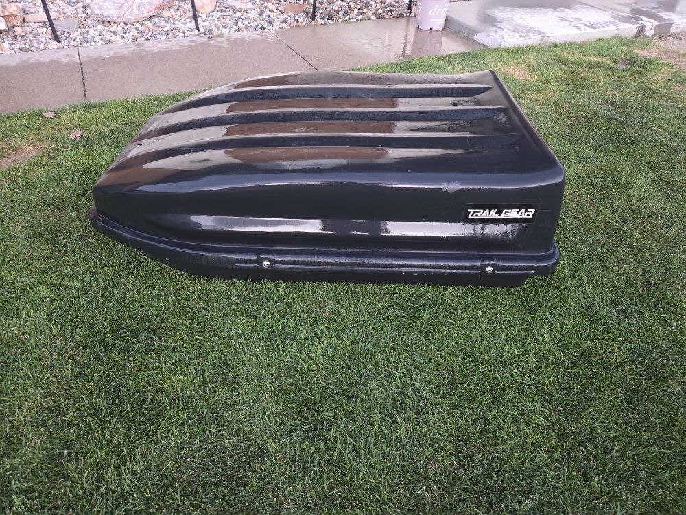 Cabela's TrailGear Roof Box Carriet Dual Openinf W/Locks