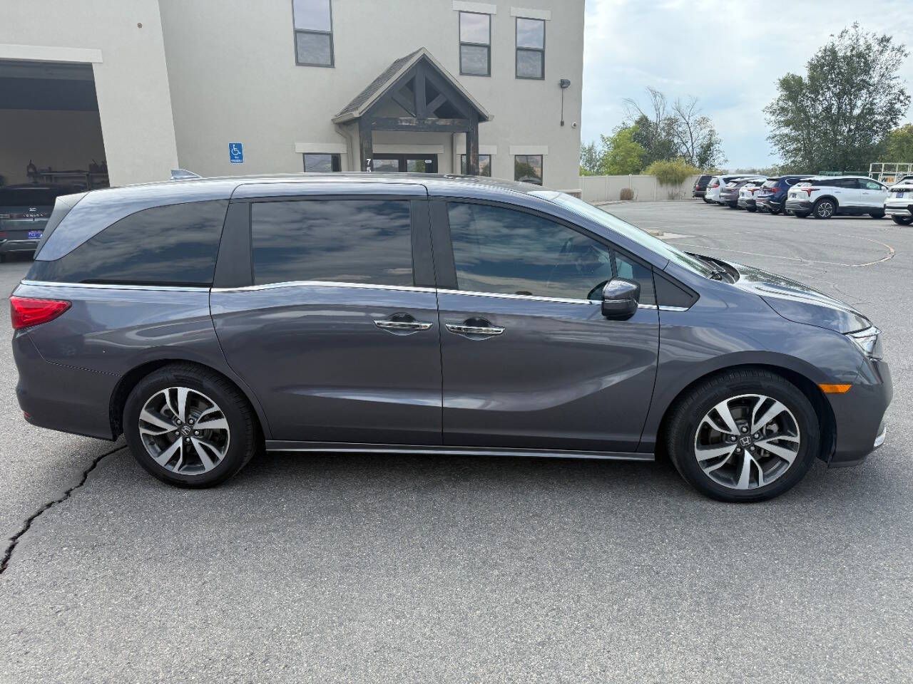 Main image 9