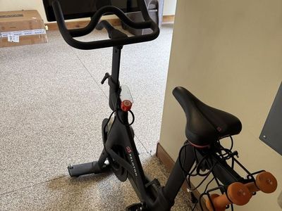 Peloton Bike w/ Screen + Weights - Excellent Condition