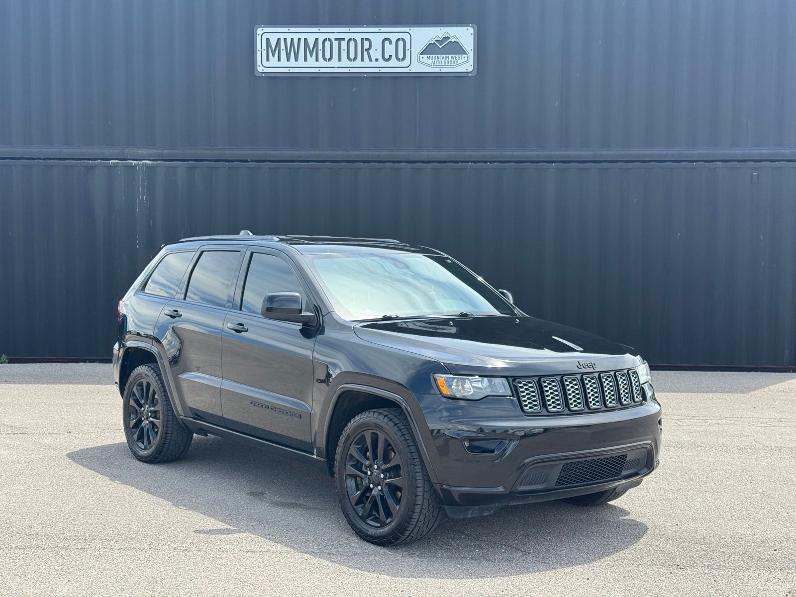 2020 Jeep Grand Cherokee Altitude