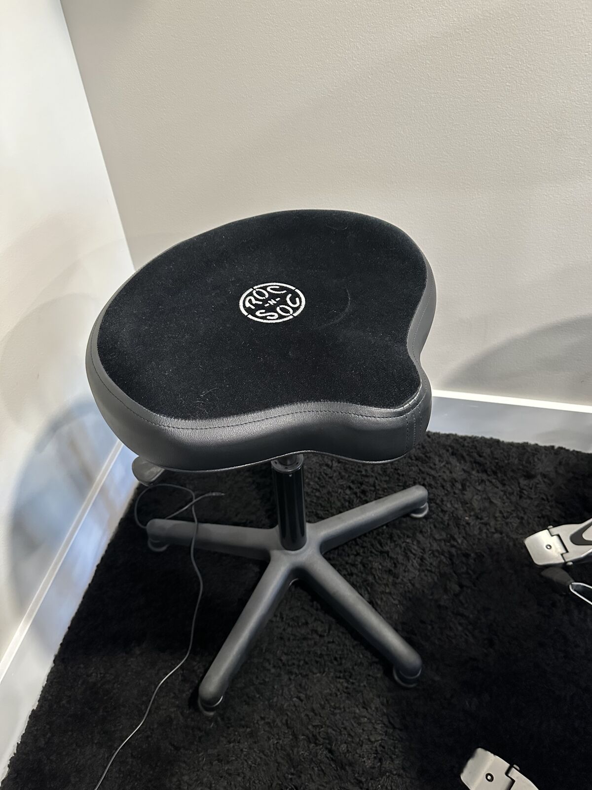 ROC n soc drum throne