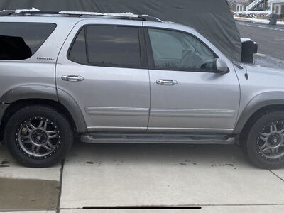 2001 TOYOTA SEQUOIA Limited