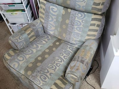 Motorhome Rocking/Reclining Chair