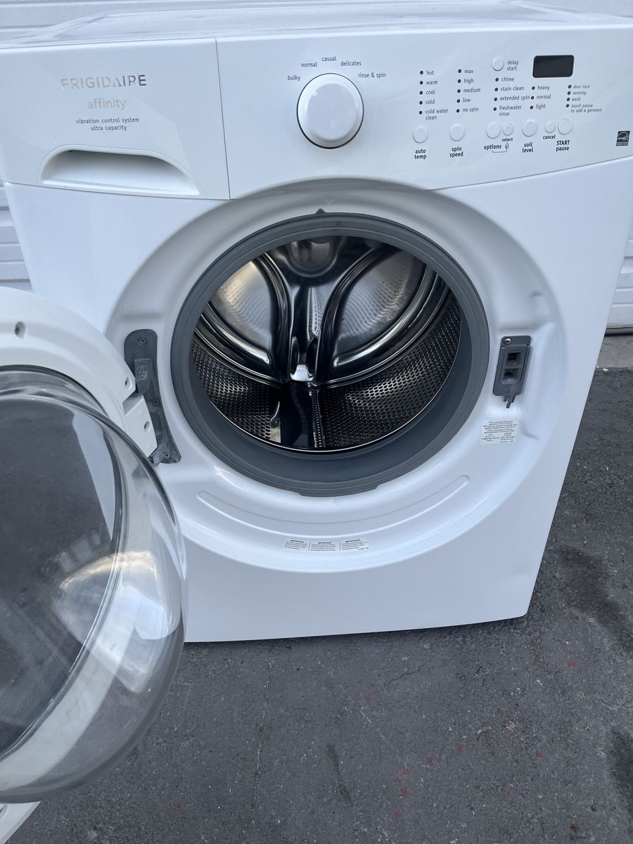 Great Frigidaire front loader washer,free delivery
