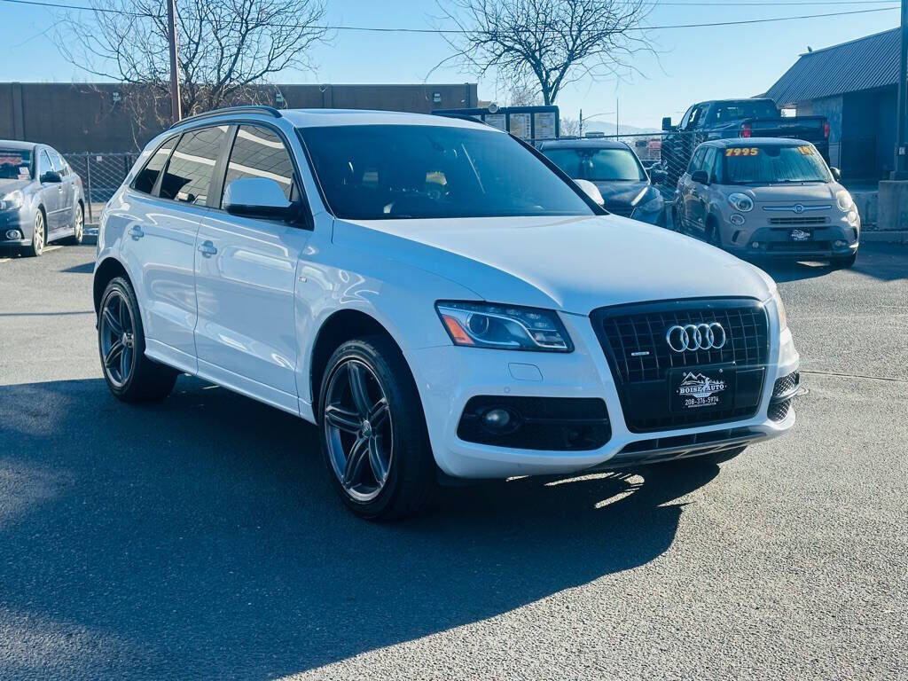 2012 AUDI Q5 3.2 quattro Prestige