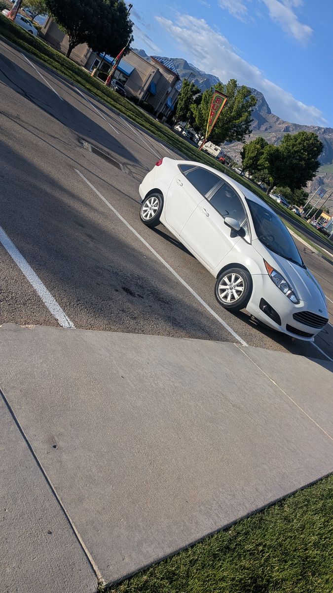 2012 Ford Fiesta SE