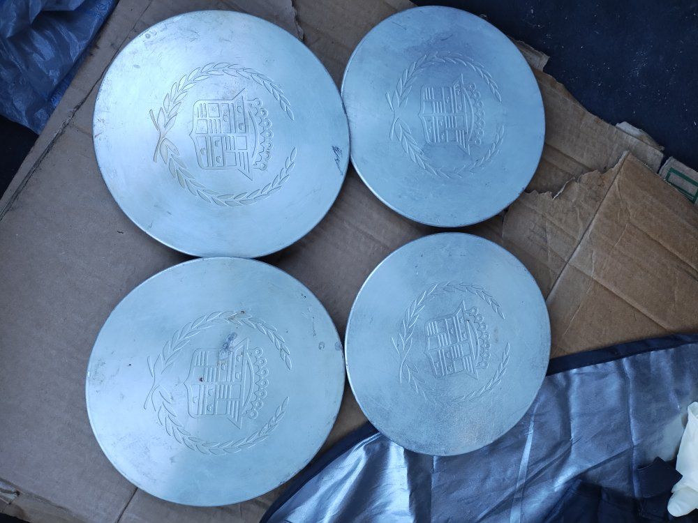 Cadillac center caps