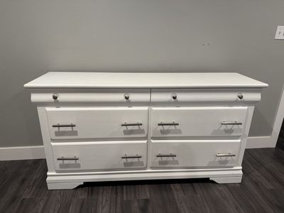 Wood dresser