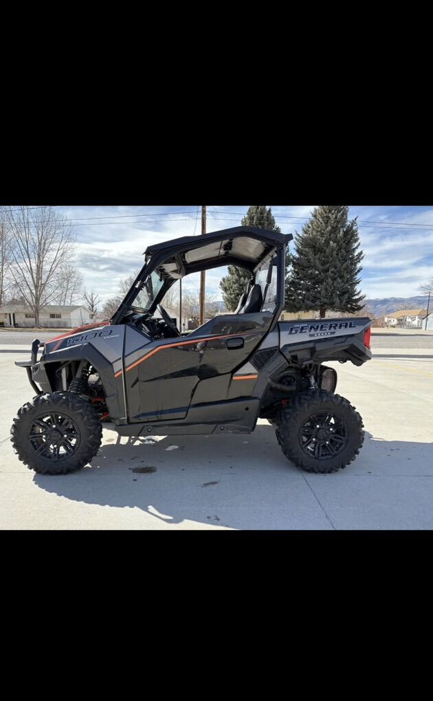 2017 Polaris Genral