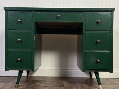 Hunter Green Vintage Student / Craft Desk