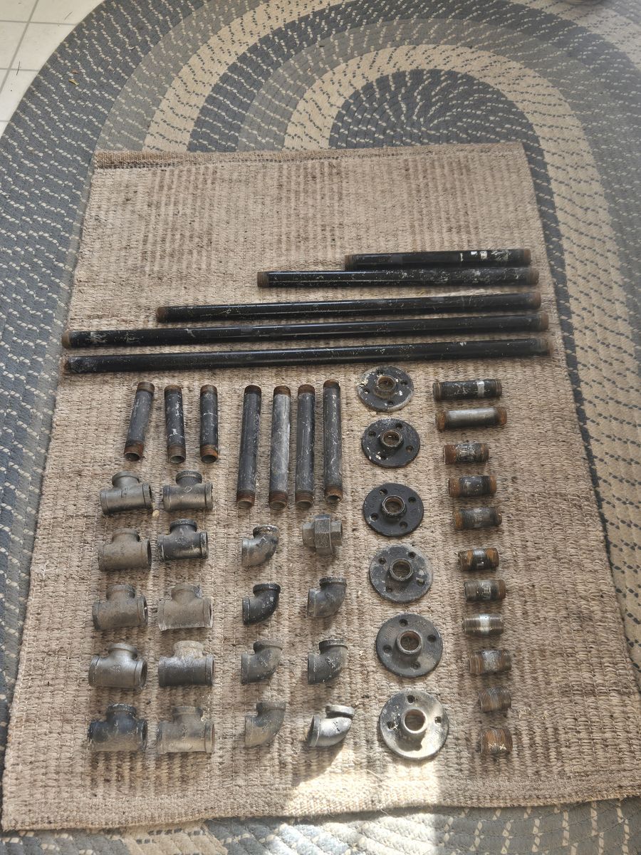 3/4-inch galvanized pipe fittings