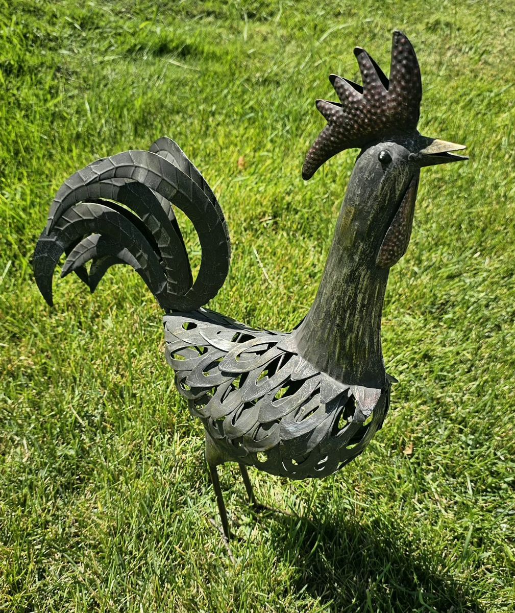 Metal Rooster Yard Art Statue Garden Decor 24"Tx15"W