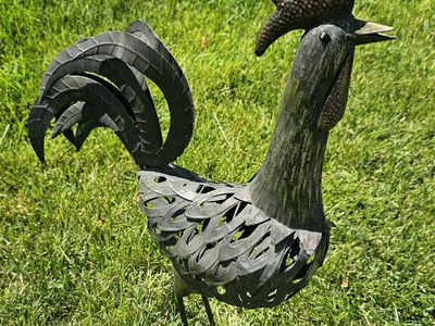 Metal Rooster Yard Art Statue Garden Decor 24"Tx15"W